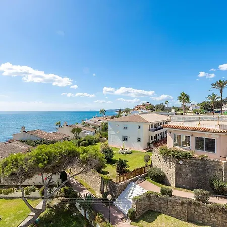Apartment La Riviera - Stunning By The Beach Estepona