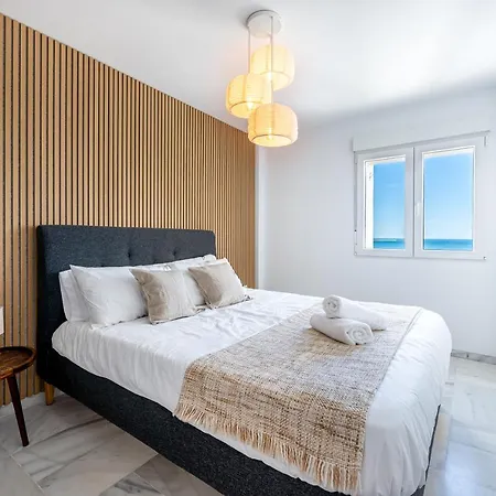 La Riviera - Stunning By The Beach Apartment Estepona